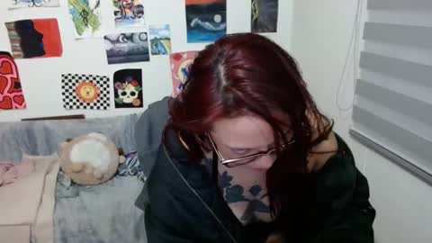 yisel online show from 01-26-25, 11:39