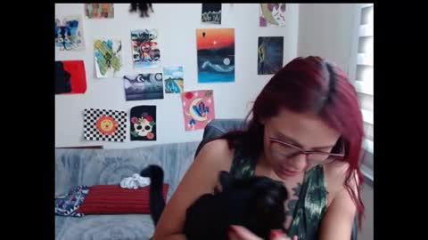 yisel online show from 02-09-25, 04:40