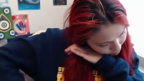 yisel online show from 11-05-25, 03:56