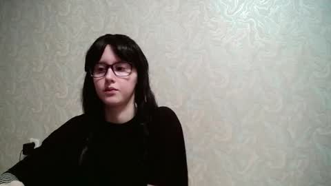 Amomira online show from 11-18-25, 03:56