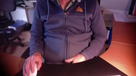 Amor2200 online show from 10-15-25, 07:41