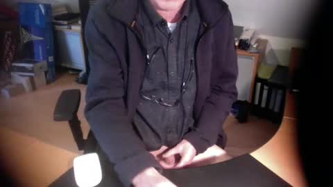 Amor2200 online show from 12-15-25, 09:02