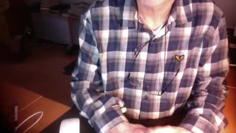 Snapshot of amor2200 chatting on 02-28-26, 03:57 Amor2200 online show from 02-28-26, 03:57