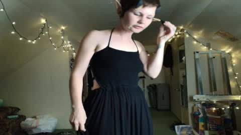 Snapshot of amoramystic chatting on 10-26-25, 03:23 Amora Mystic online show from 10-26-25, 03:23