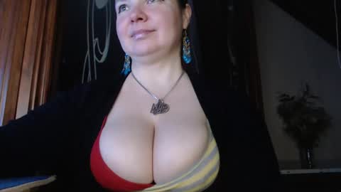amorelara online show from 02-15-25, 05:30