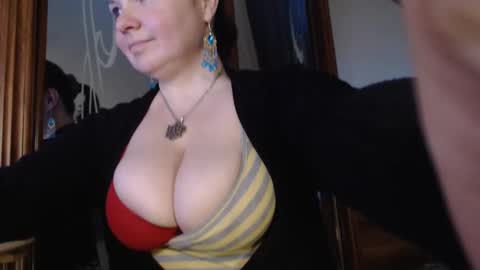 amorelara online show from 02-16-25, 06:32
