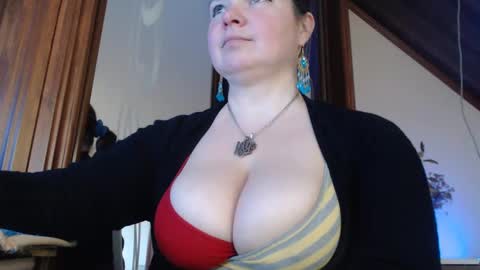 amorelara online show from 02-22-25, 11:35