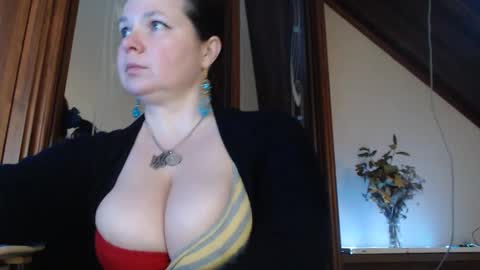 amorelara online show from 02-22-25, 02:41