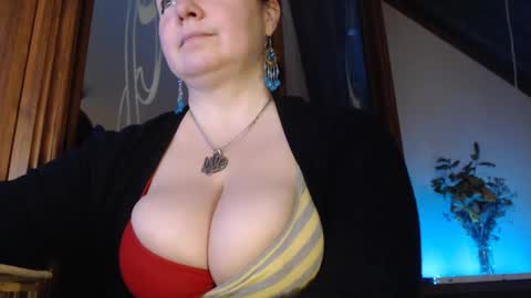 amorelara online show from 02-27-25, 06:07