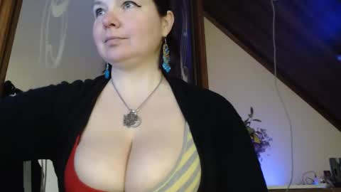 amorelara online show from 03-01-25, 11:39