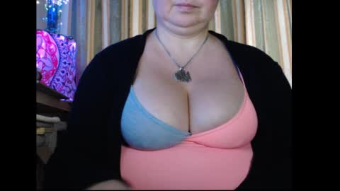 amorelara online show from 09-24-25, 09:01