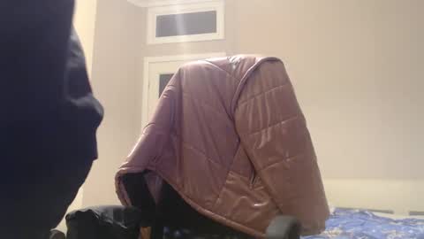 Snapshot of amoremeoww chatting on 01-21-25, 02:26 miss unforgettable online show from 01-21-25, 02:26