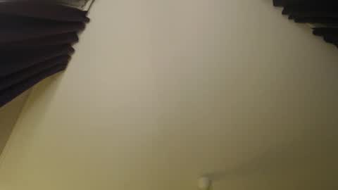 Snapshot of amoremeoww chatting on 01-23-25, 03:43 miss unforgettable online show from 01-23-25, 03:43