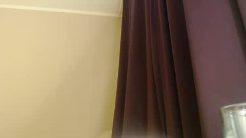 Snapshot of amoremeoww chatting on 01-28-25, 08:58 miss unforgettable online show from 01-28-25, 08:58