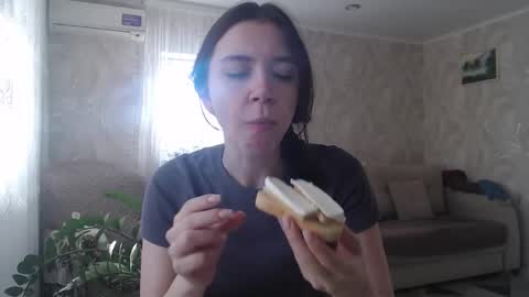 Snapshot of amoremeoww chatting on 11-04-25, 06:56 miss unforgettable online show from 11-04-25, 06:56