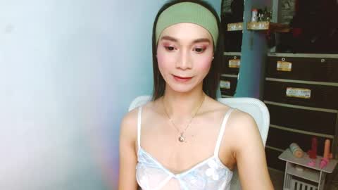 Snapshot of amorous_tina chatting on 10-22-25, 07:02 Tina online show from 10-22-25, 07:02