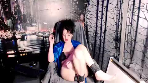 Sarah online show from 12-18-25, 11:00