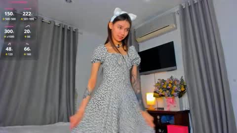 Amy online show from 11-06-25, 12:00