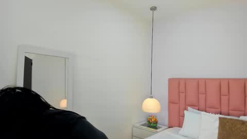 Aleja   online show from 12-23-25, 03:04