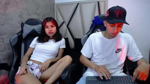 Amy Fox online show from 11-18-25, 12:31