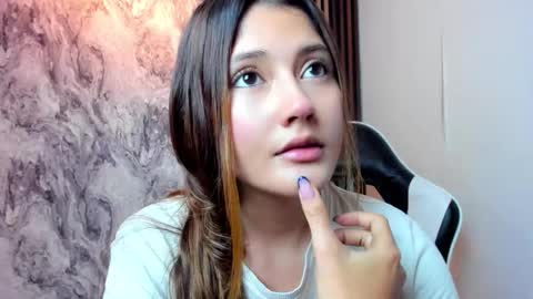 Snapshot of amy_innocent_ chatting on 11-07-25, 08:20 Amy online show from 11-07-25, 08:20