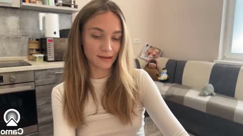 Snapshot of amy_meoww chatting on 02-04-25, 12:11 amy_meoww online show from 02-04-25, 12:11