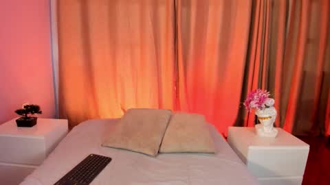 Amy online show from 02-09-26, 12:42