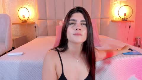 Snapshot of amy_saenzz chatting on 04-12-26, 04:34 amy online show from 04-12-26, 04:34