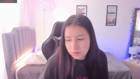 Amy sophia 3 online show from 12-02-24, 01:57