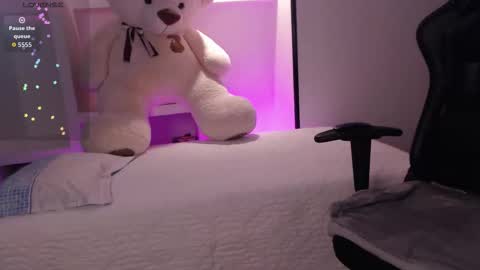 Mia Cristancho online show from 02-19-26, 09:22