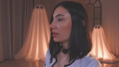 Amy Armstrong online show from 10-17-25, 12:58