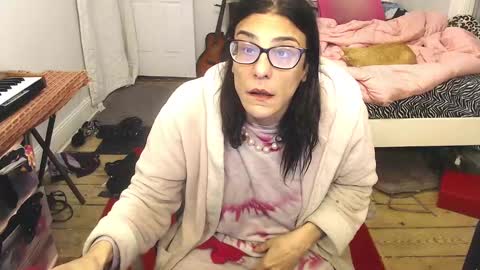 Trashely Gimpson online show from 01-24-25, 11:15