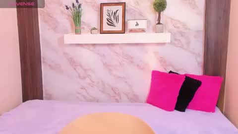 My name is AMY... Nice to meet you  thumb up me please its important online show from 12-18-25, 05:30