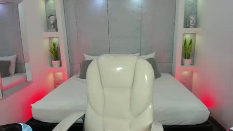 amy online show from 12-02-25, 11:37