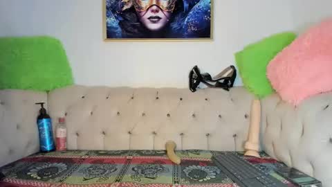 Amy Kamila online show from 02-16-25, 04:31