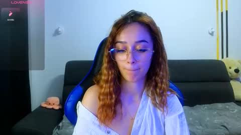 Snapshot of amykentt chatting on 03-08-25, 04:28 amykentt online show from 03-08-25, 04:28