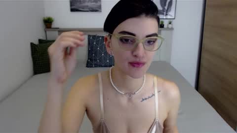 Snapshot of amylexy chatting on 12-08-24, 08:09 Hi there guys  My pleasure in your hands  pvt is open online show from 12-08-24, 08:09