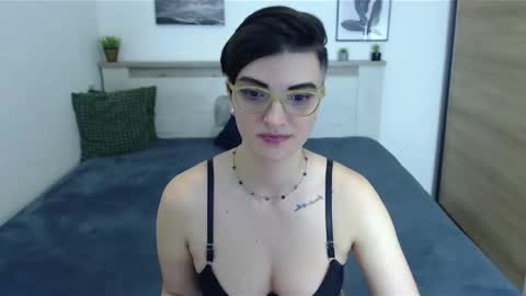 Snapshot of amylexy chatting on 02-05-26, 05:39 Hi there guys My pleasure in your hands pvt is open online show from 02-05-26, 05:39