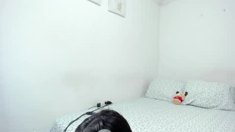 Amy online show from 11-21-25, 07:01