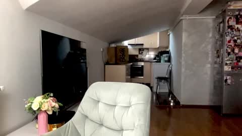 amyroberta92 online show from 11-07-25, 07:30