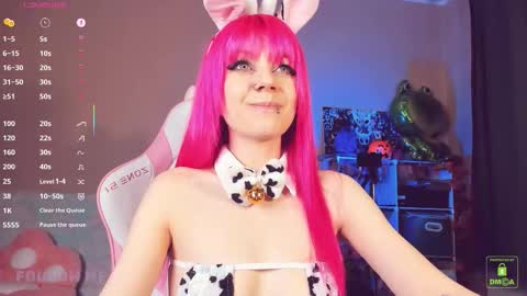Snapshot of amyrose69 chatting on 11-15-25, 05:20 Amy Rose online show from 11-15-25, 05:20