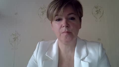 amyvalentine1 online show from 03-30-26, 06:03