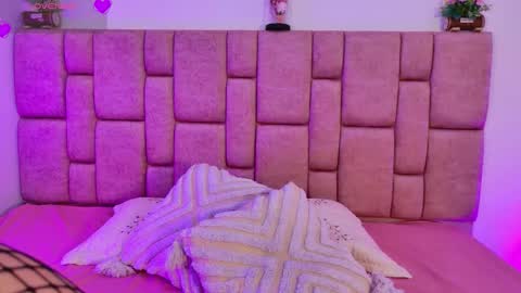 amyvegaa_ online show from 01-11-26, 06:13