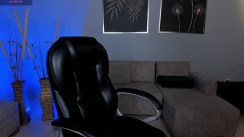 Snapshot of amywalker_ chatting on 02-05-25, 10:19 AMY WALKER online show from 02-05-25, 10:19