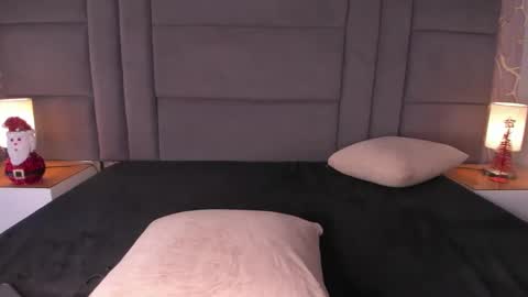 Ana  online show from 12-22-24, 06:15