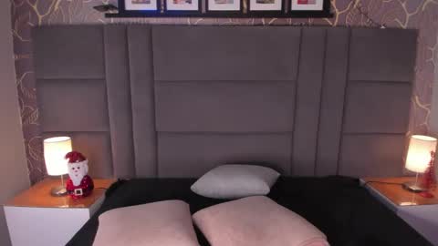 Ana  online show from 12-24-24, 11:38