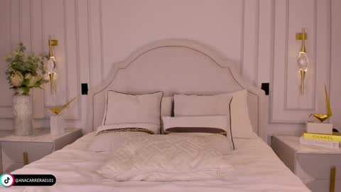 Ana Carrera  online show from 10-10-25, 10:53