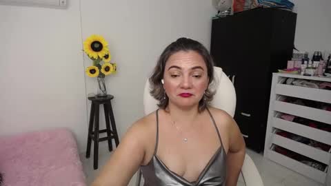  Ana  online show from 12-21-24, 01:36