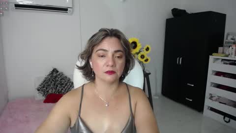  Ana  online show from 02-19-25, 02:33