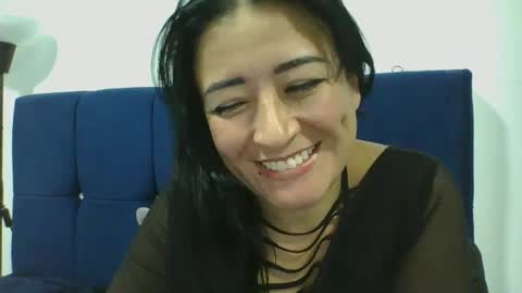Ana online show from 01-25-25, 04:13
